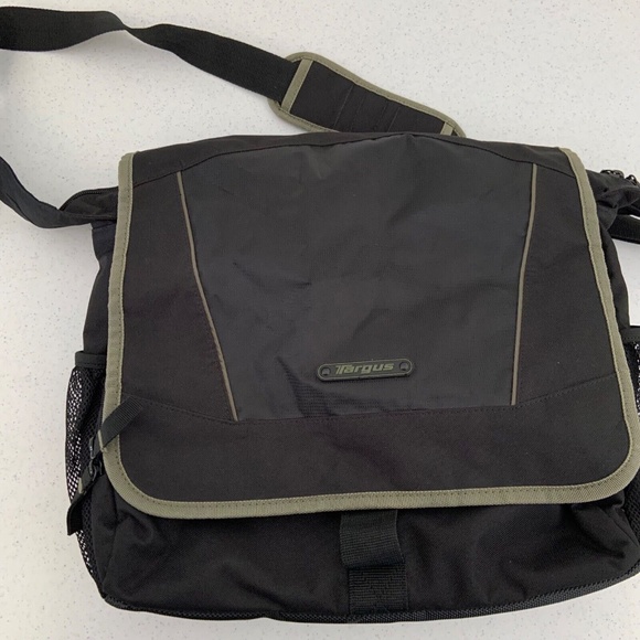 Targus Incognito Messenger Laptop Notebook Shoulder Bag Black - Picture 15 of 16